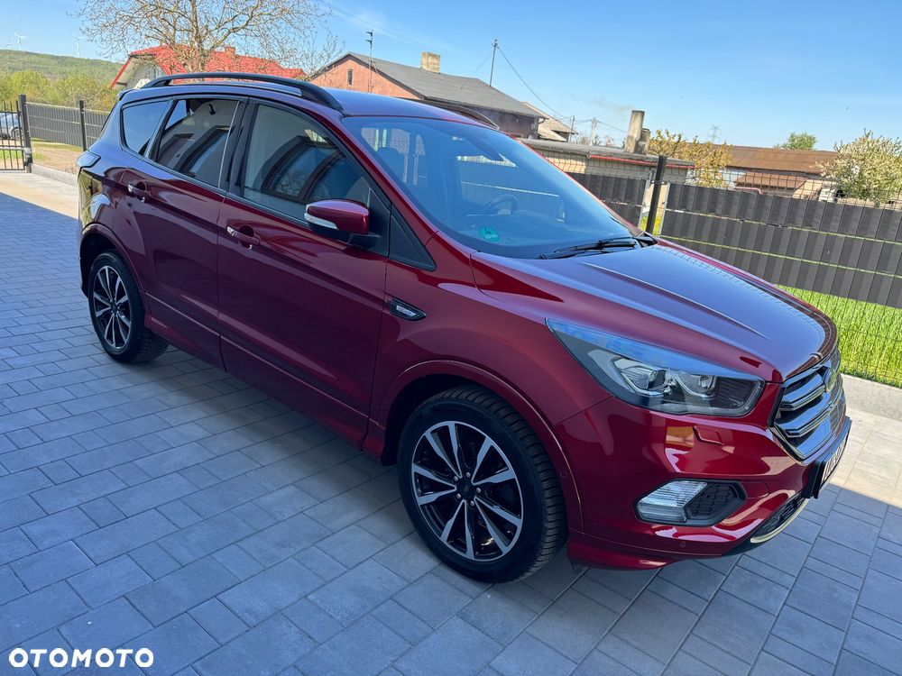 Ford Kuga 1.5 EcoBoost 2x4 ST-Line - 11