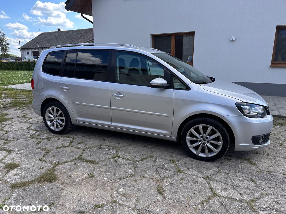 Volkswagen Touran 2.0 TDI DPF Highline DSG - 2