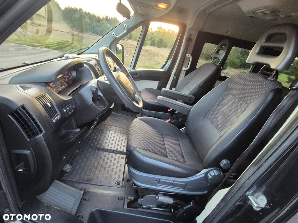 Peugeot Boxer 330 BlueHDi L1H1 - 19