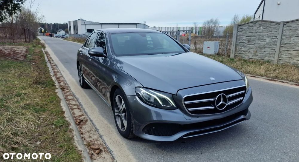 Mercedes-Benz Klasa E 200 d 9G-TRONIC - 3