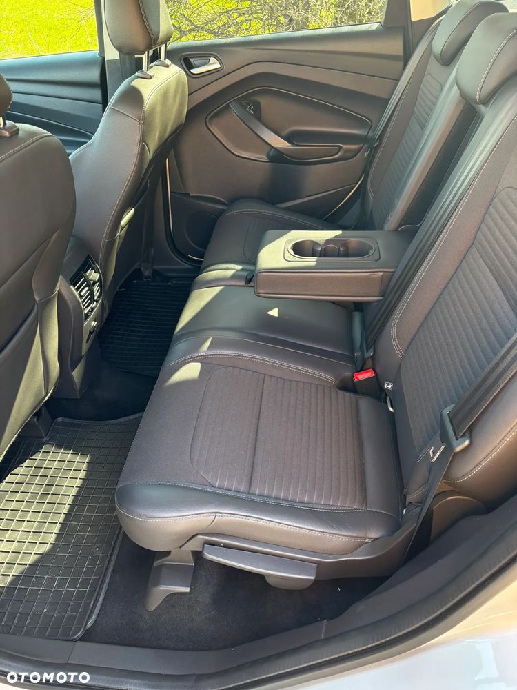 Ford Kuga 1.5 TDCi 2x4 Cool & Connect - 26