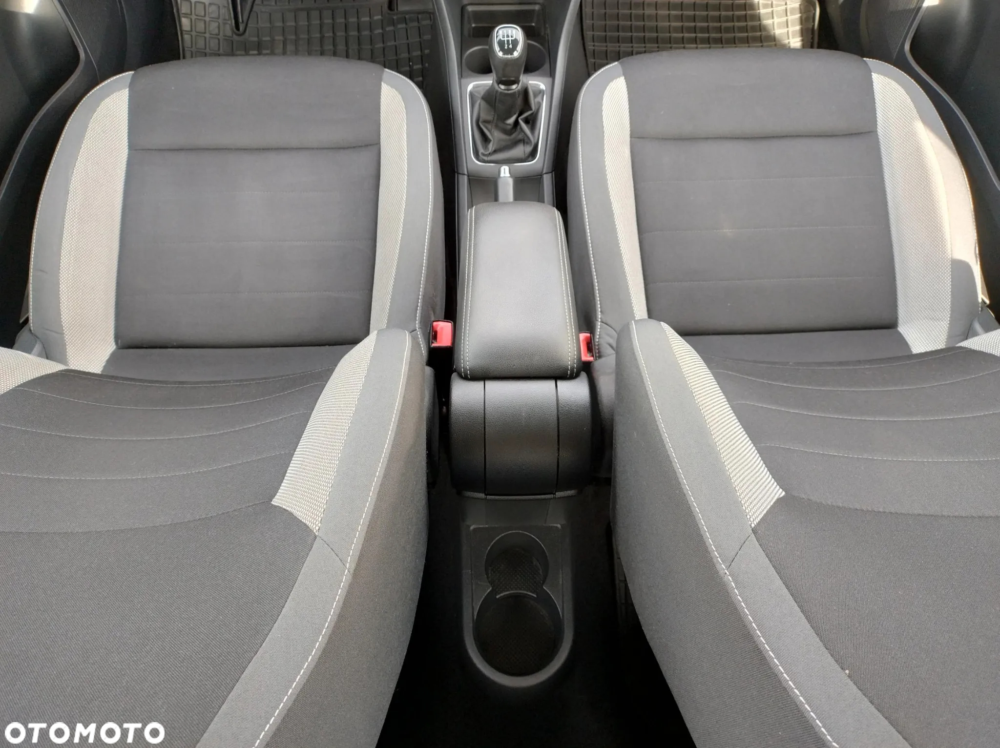 Skoda RAPID 1.0 TSI Ambition - 13
