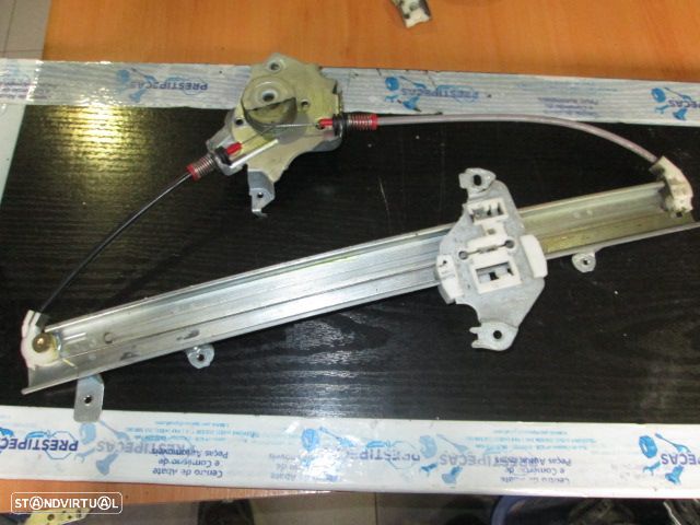 Elevador Sem Motor SXR17084 NISSAN MICRA 2004 5P FD - 2