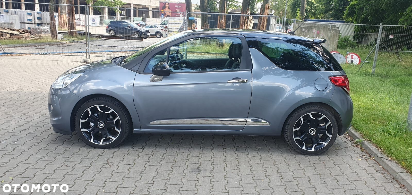 Citroën DS3 1.6 HDi SportChic - 3