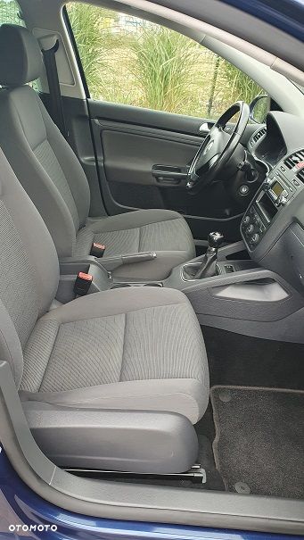 Volkswagen Golf - 12