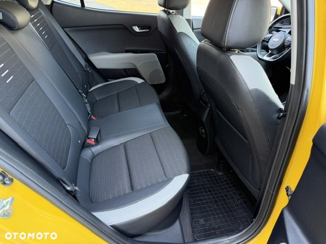 Kia Stonic 1.0 T-GDI MHEV L Business Line DCT - 32