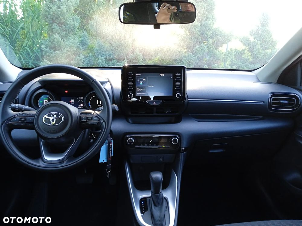 Toyota Yaris 1.5 Comfort CVT - 24
