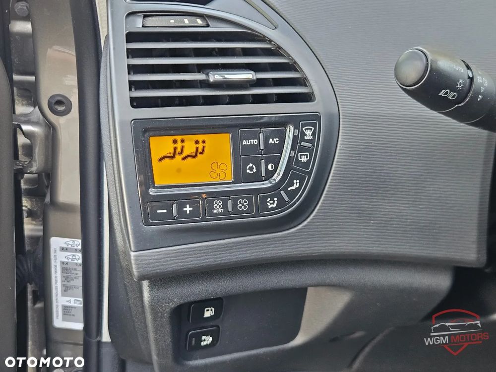 Citroën C4 Picasso 2.0 HDi FAP Exclusive - 13