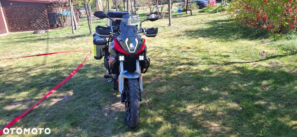 QJMOTOR SRT 600SX - 4