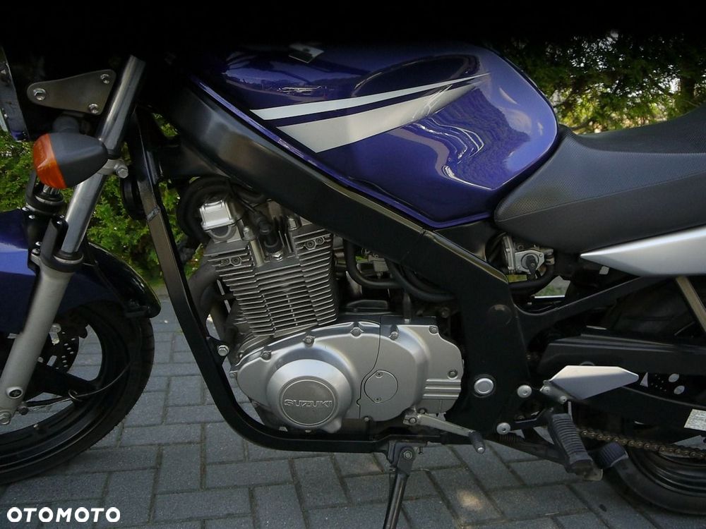 Suzuki GS - 10