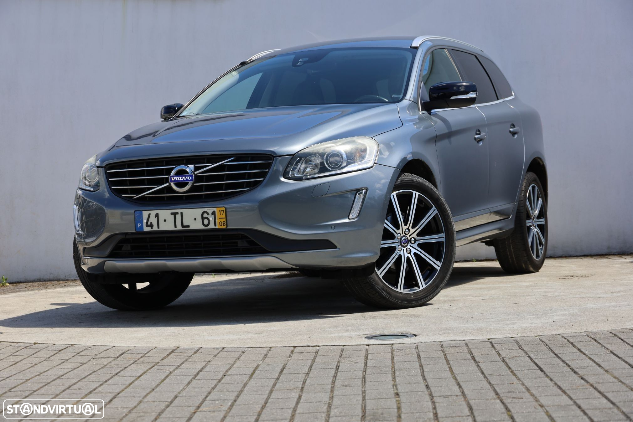 Volvo XC 60 2.0 D4 Dynamic Edition Geartronic - 27