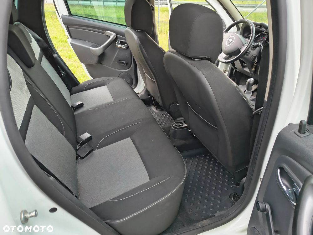 Dacia Duster 1.6 SCe S&S - 13