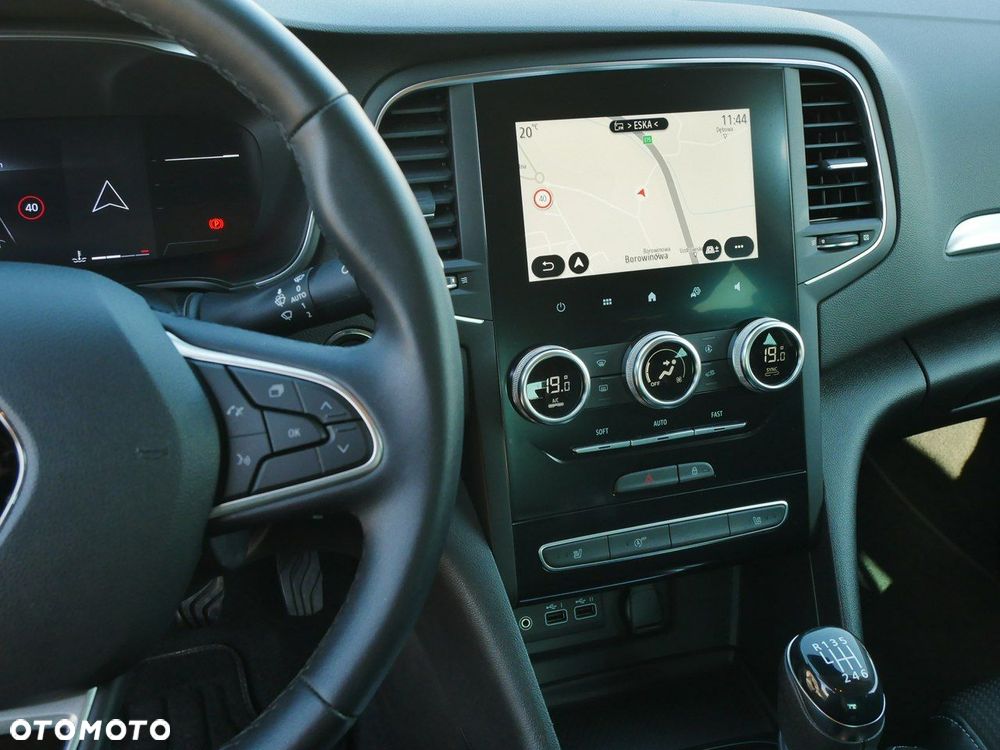 Renault Megane 1.3 TCe Techno - 16