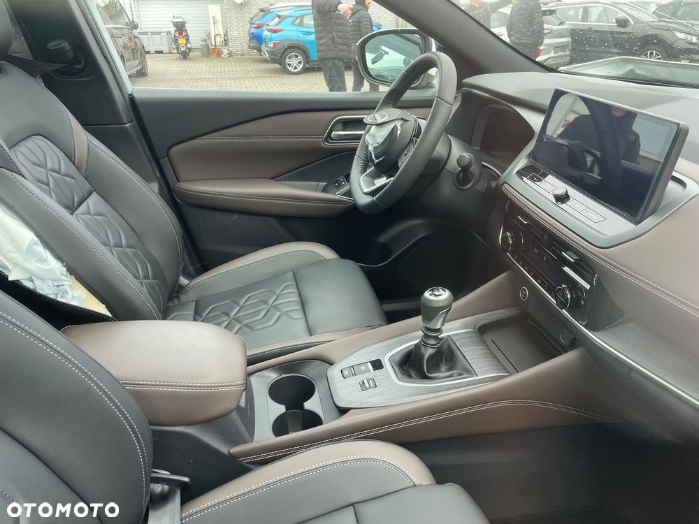 Nissan Qashqai ver-1-3-dig--t-mhev-premiere-edition - 5