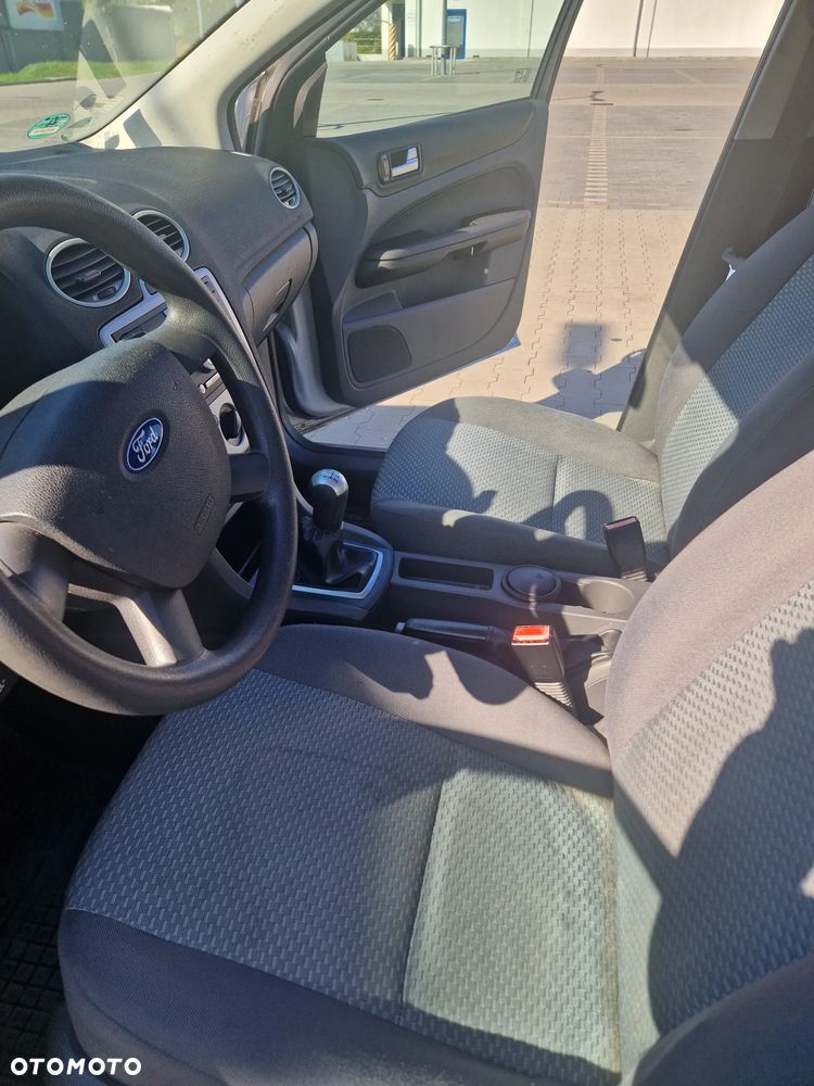 Ford Focus 1.6 Comfort - 7