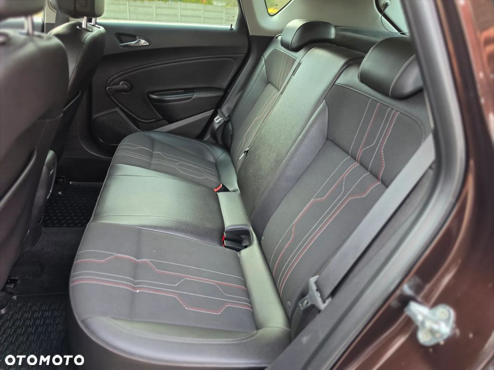 Opel Astra 1.4 Turbo 150 Jahre - 17