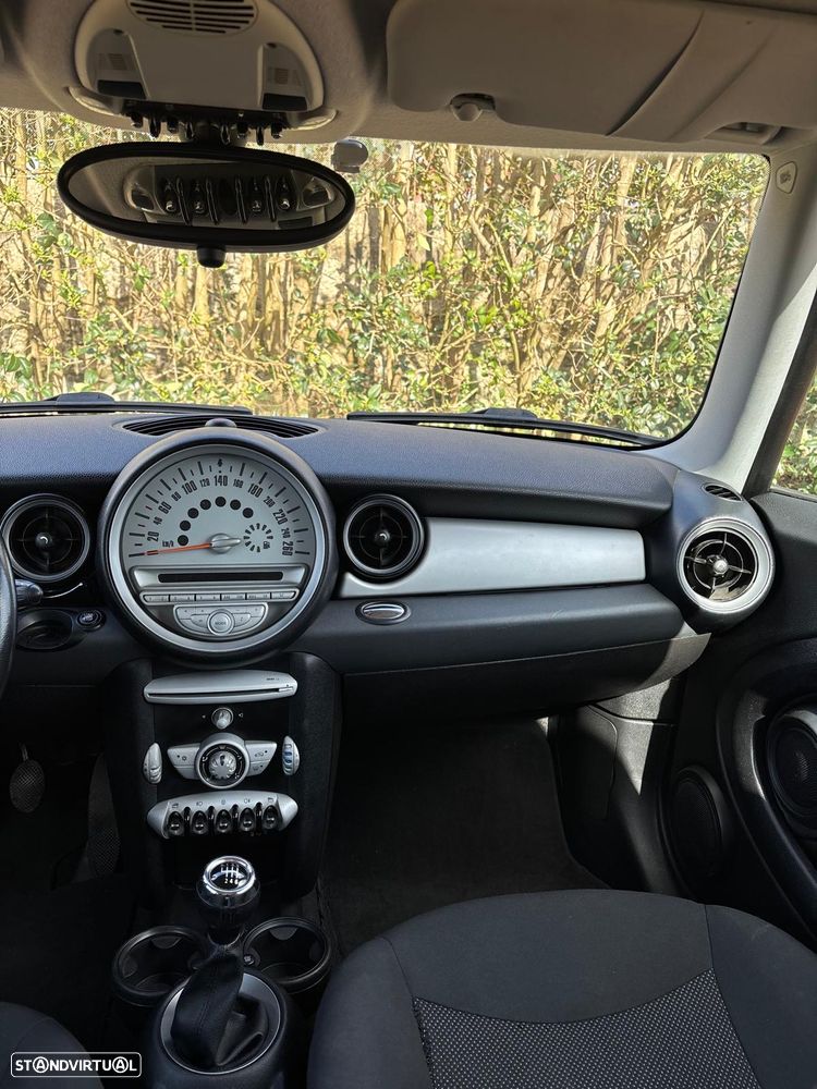 MINI Clubman One - 12