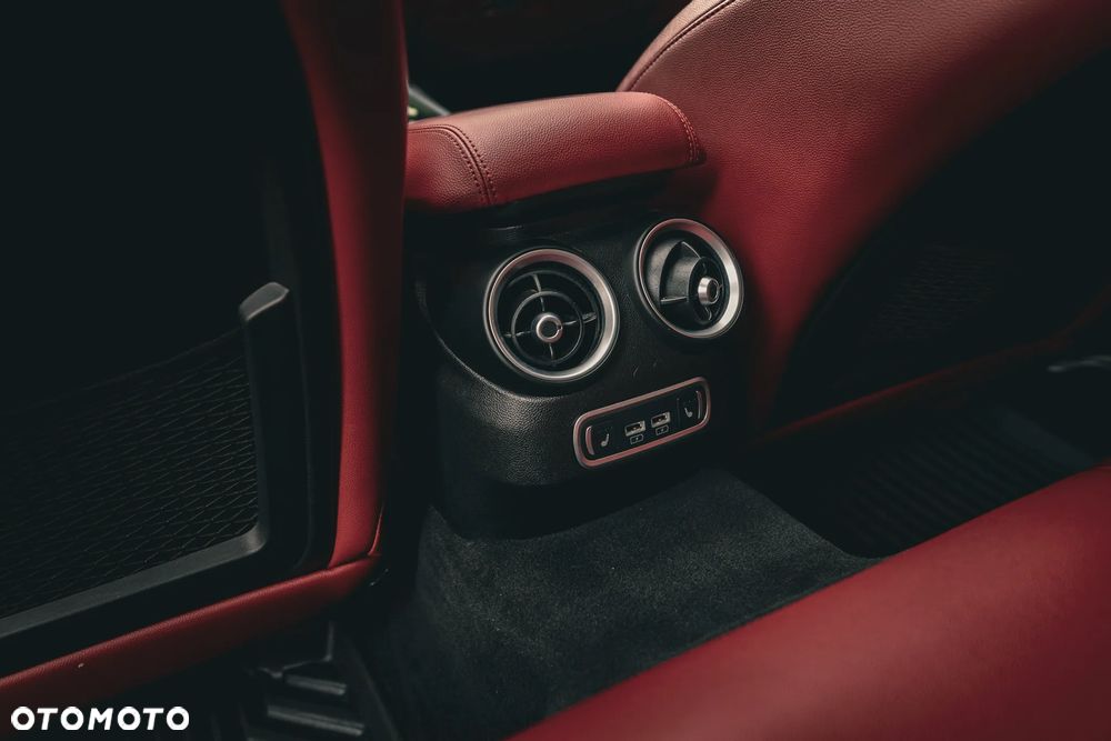Alfa Romeo Giulia - 17