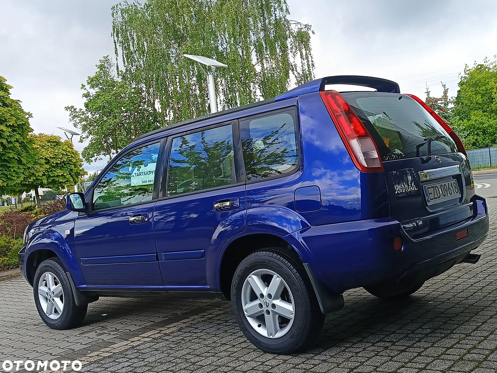 Nissan X-Trail 2.0 4x4 XE - 12