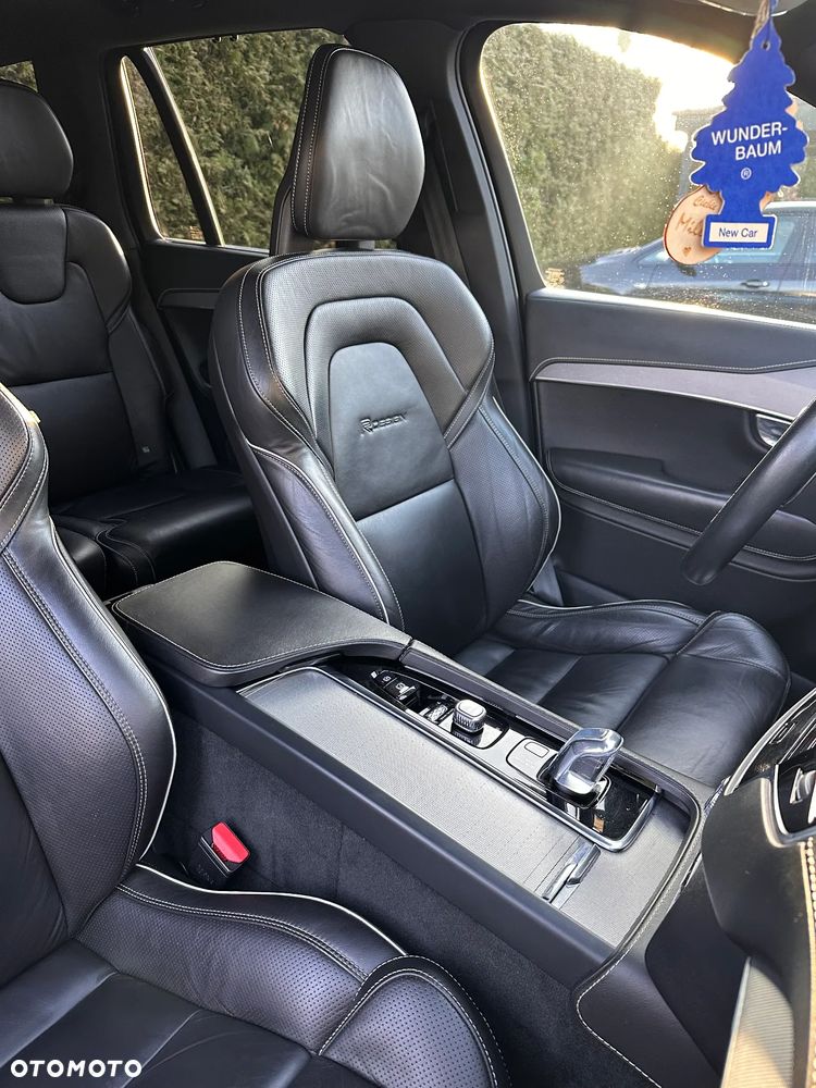 Volvo XC 90 T8 AWD Plug-In Hybrid R-Design 7os - 6
