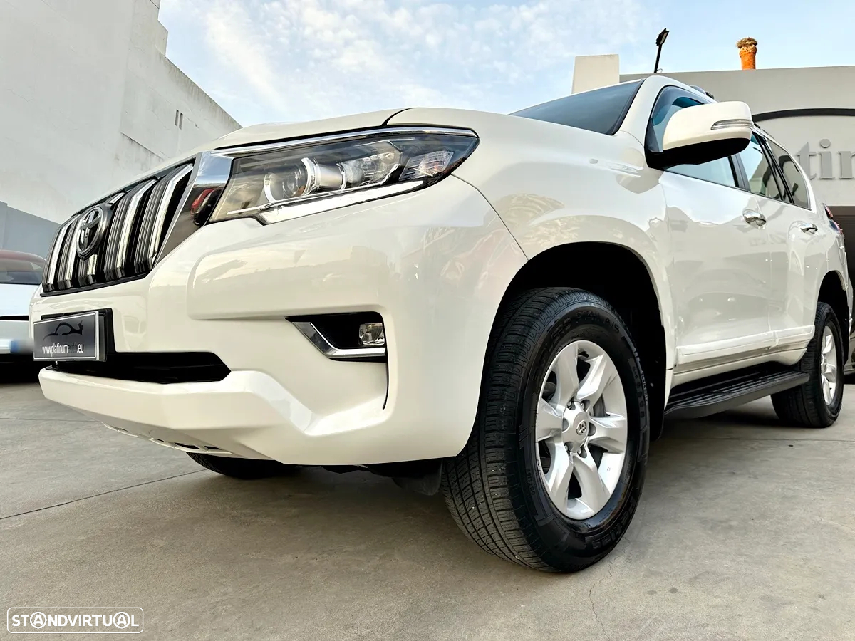 Toyota Land Cruiser Prado - 54