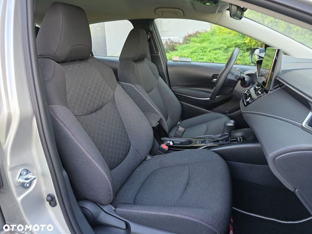 Toyota Corolla 1.8 Hybrid Comfort - 21