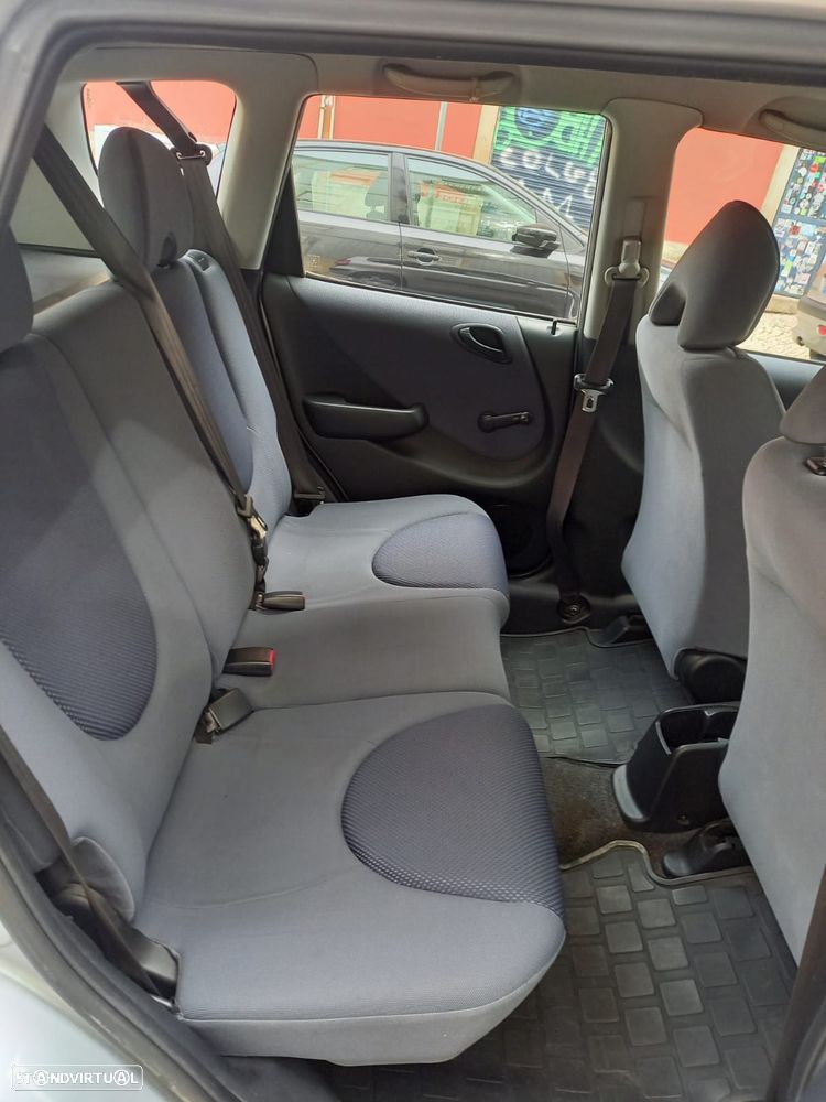 Honda Jazz 1.2 LS AC - 11