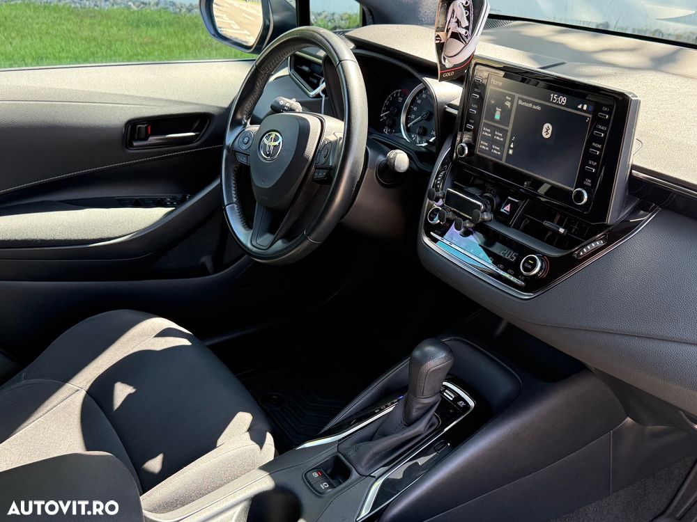 Toyota Corolla - 6