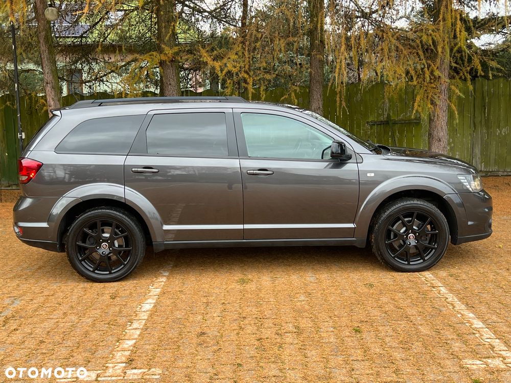 Fiat Freemont 2.0 Multijet Black Code AWD - 5