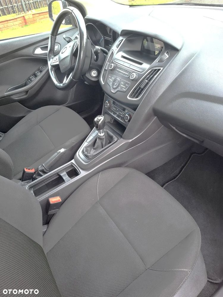 Ford Focus 1.0 EcoBoost Trend - 12