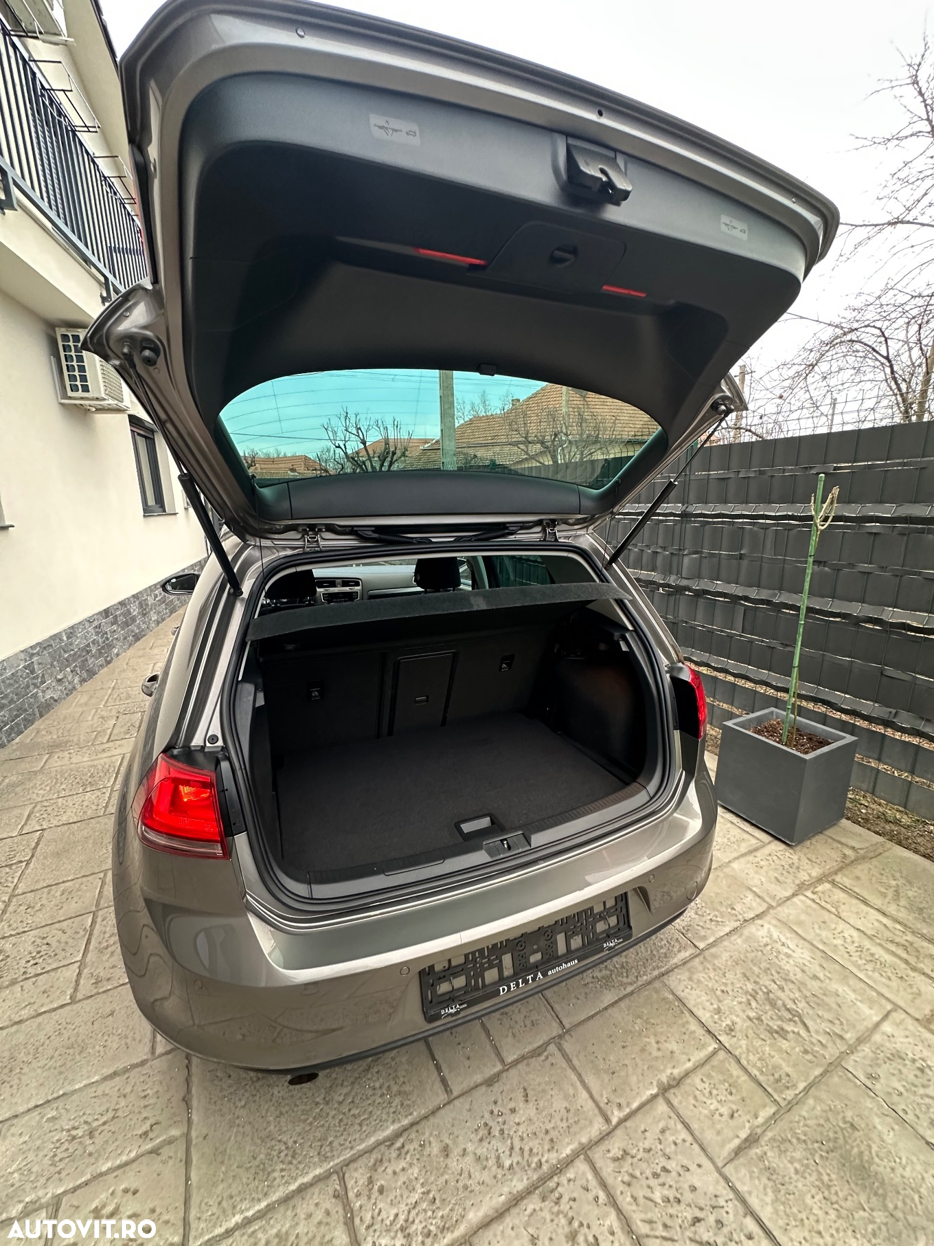 Volkswagen Golf 1.6 TDI BMT Highline - 20