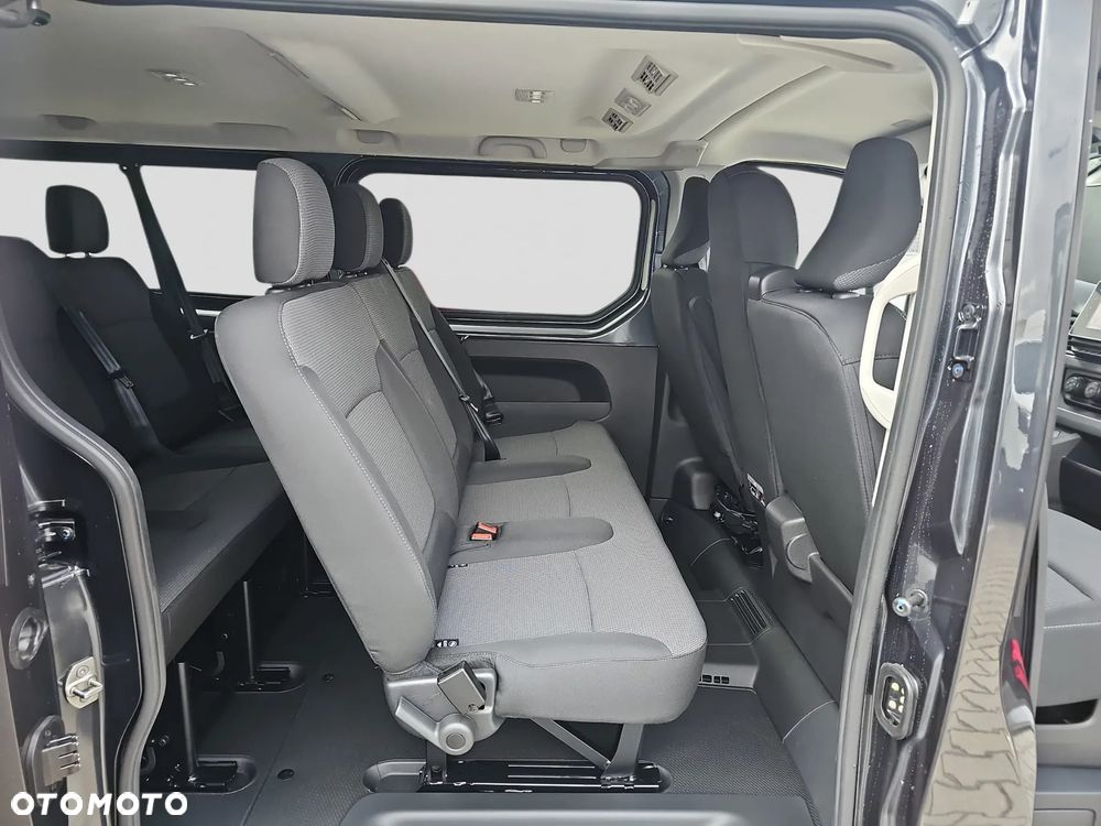 Renault Trafic - 11