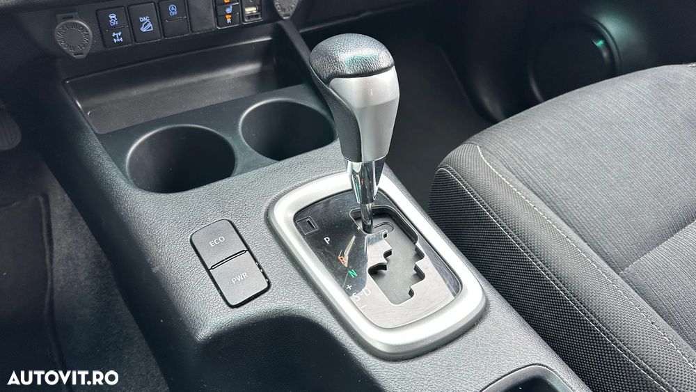 Toyota Hilux 2.8D 204CP 4x4 Double Cab AT Executive - 21