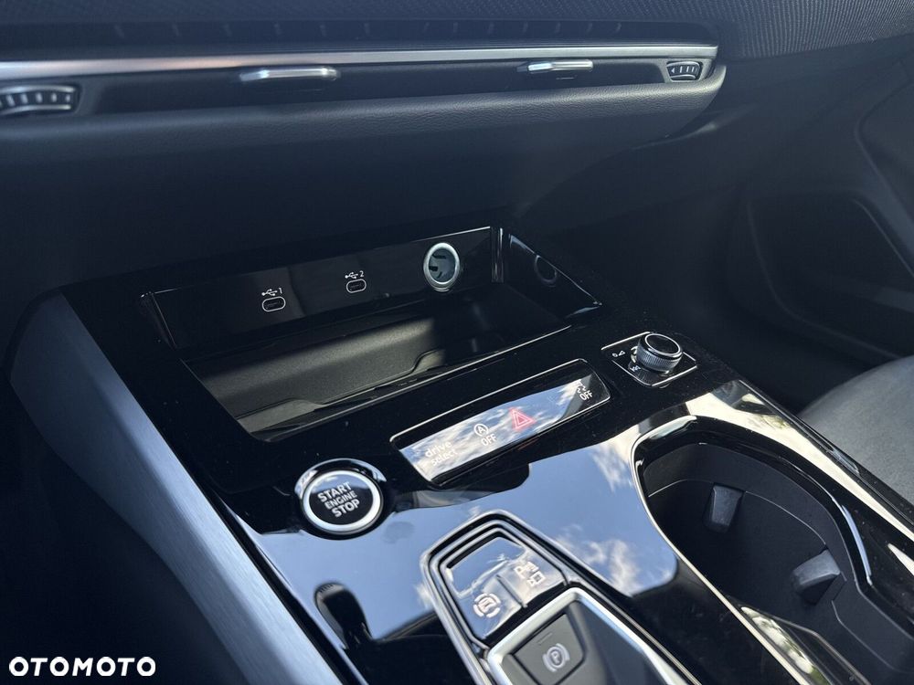 Audi A6 Avant TFSI S tronic - 25