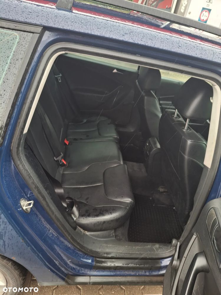 Volkswagen Passat 2.0 TDI Comfortline DSG - 11
