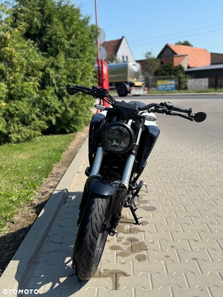 Honda CB - 2