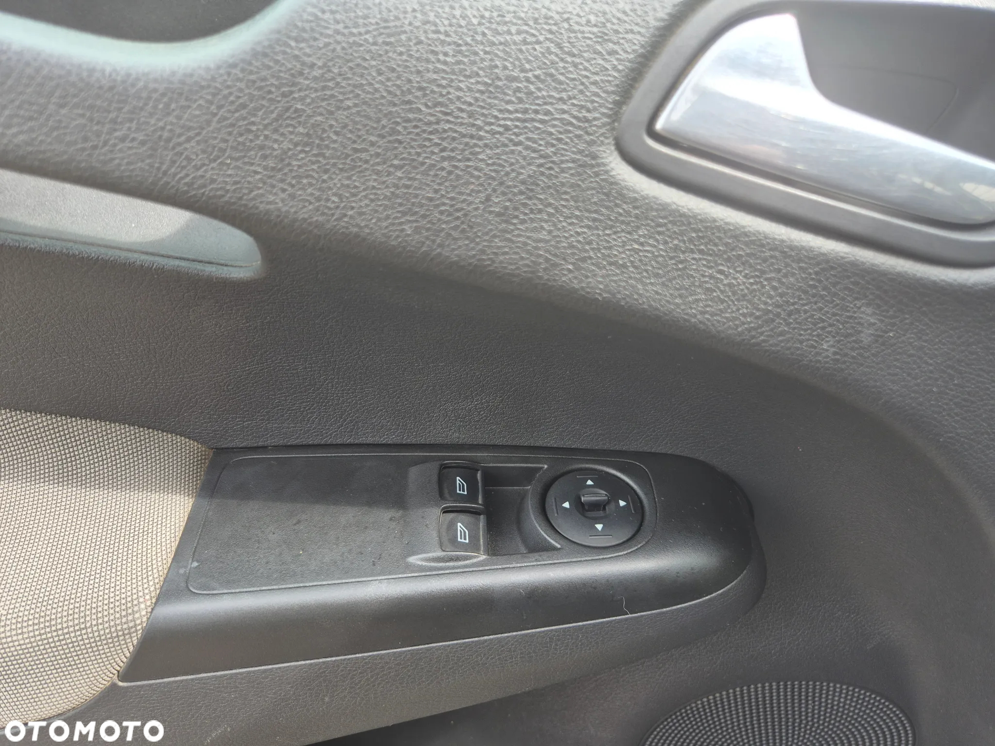 Ford Transit Courier 1.0 EcoBoost Trend - 10