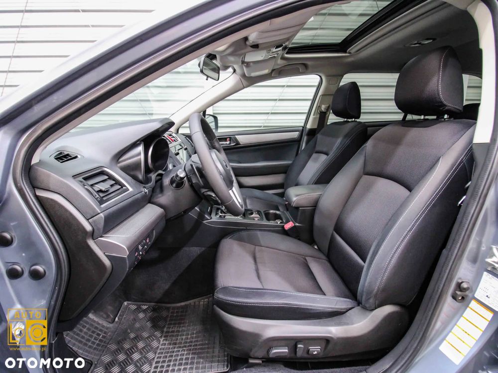Subaru Outback 2.5i Exclusive - 12