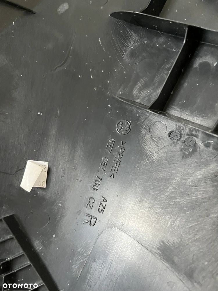 OSŁONA PROGU SŁUPKA KANAPY PRAWY TYŁ 5E7867766 SKODA OCTAVIA IV 5E3 22R - 3