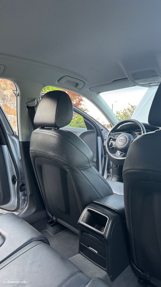 Audi A4 Avant 2.0 TDI Business Line S-line - 38