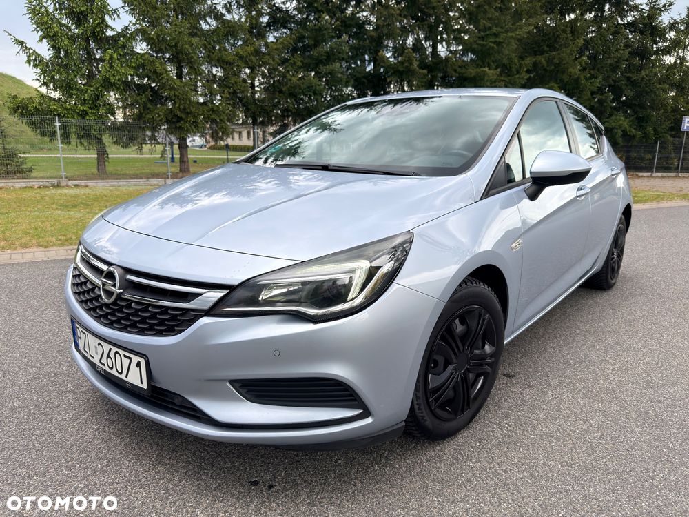 Opel Astra 1.6 D (CDTI) Start/Stop Innovation - 9