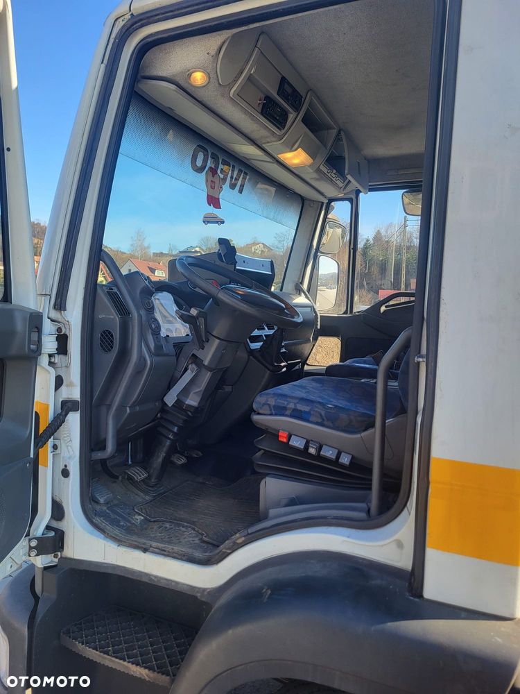Iveco 120e22 - 12