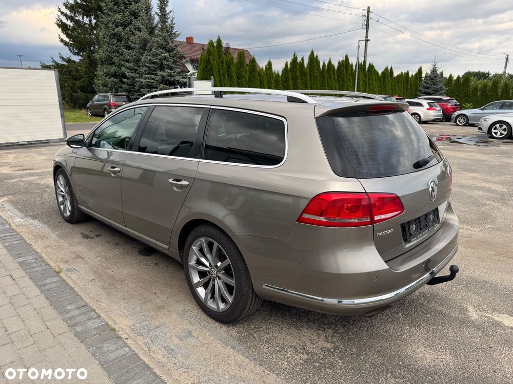 Volkswagen Passat 2.0 Blue TDI DSG SCR Comfortline - 3