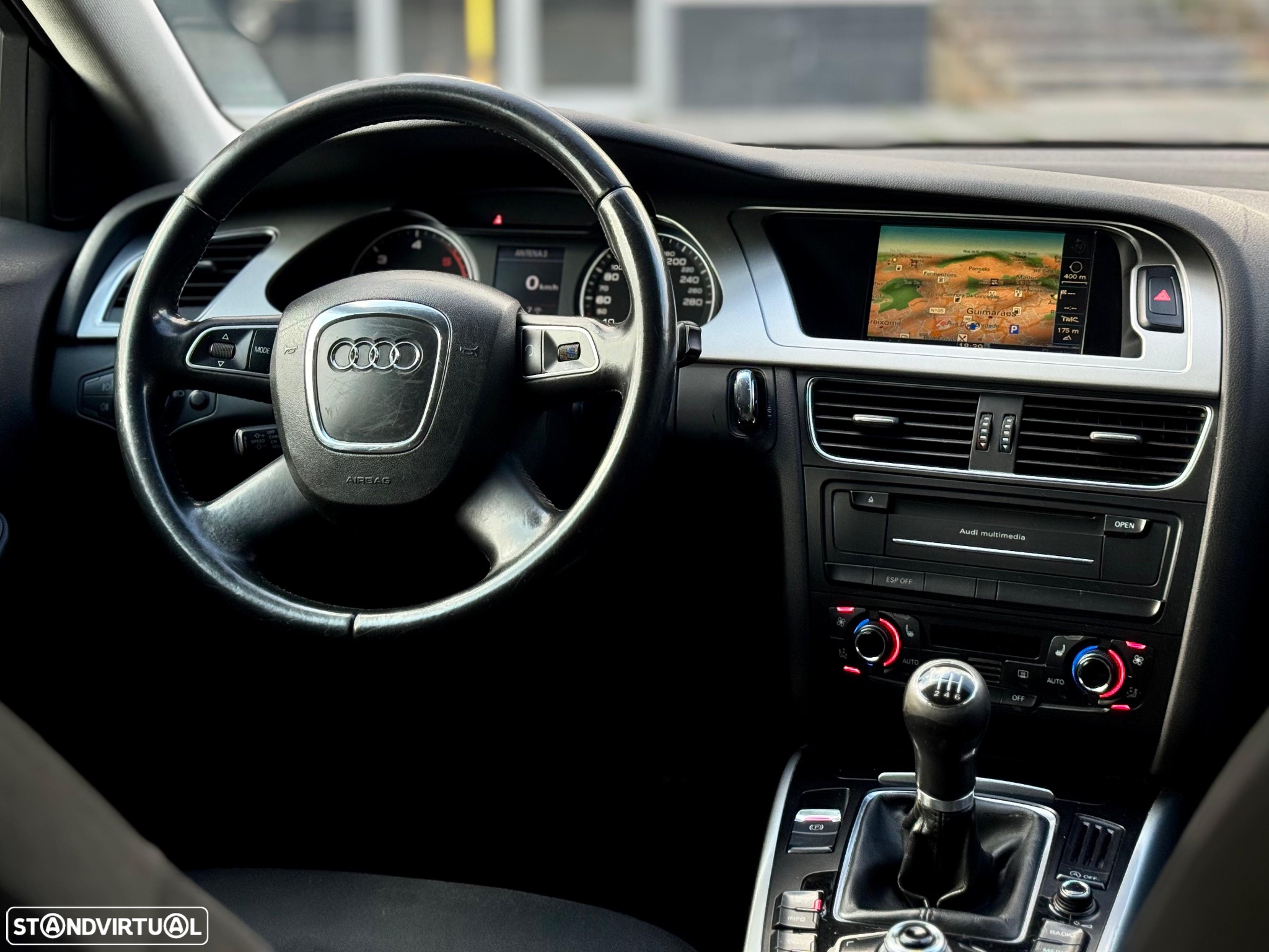 Audi A4 Avant 2.0 TDI DPF Attraction - 4