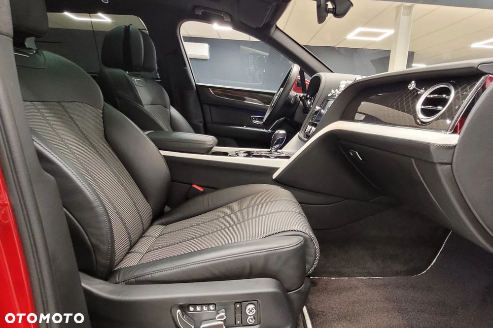 Bentley Bentayga - 15