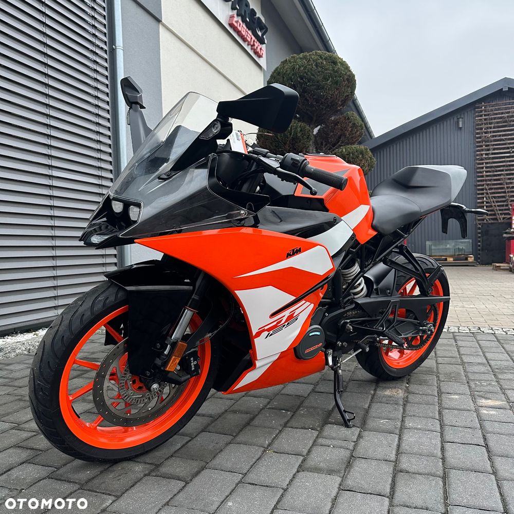 KTM RC 125 - 7