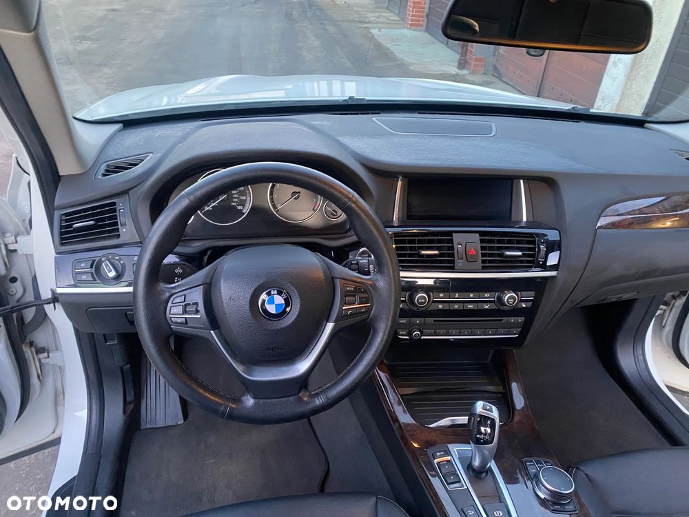 BMW X3 xDrive28i Advantage - 15