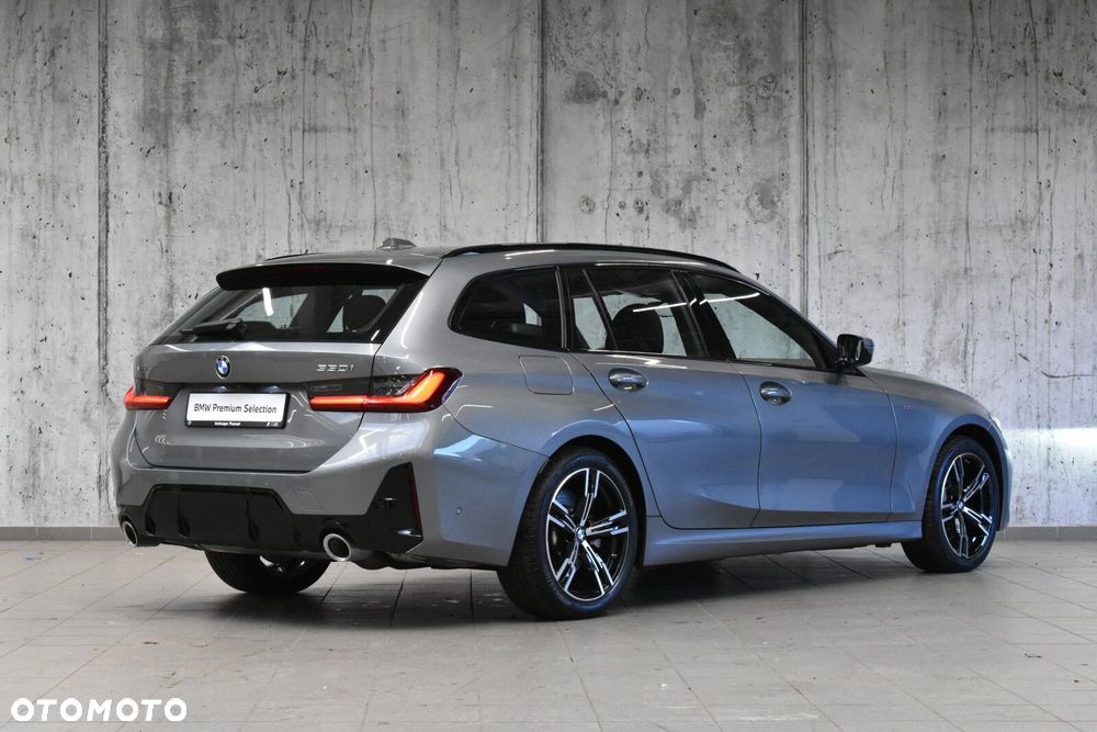 BMW Seria 3 330i xDrive M Sport sport - 3