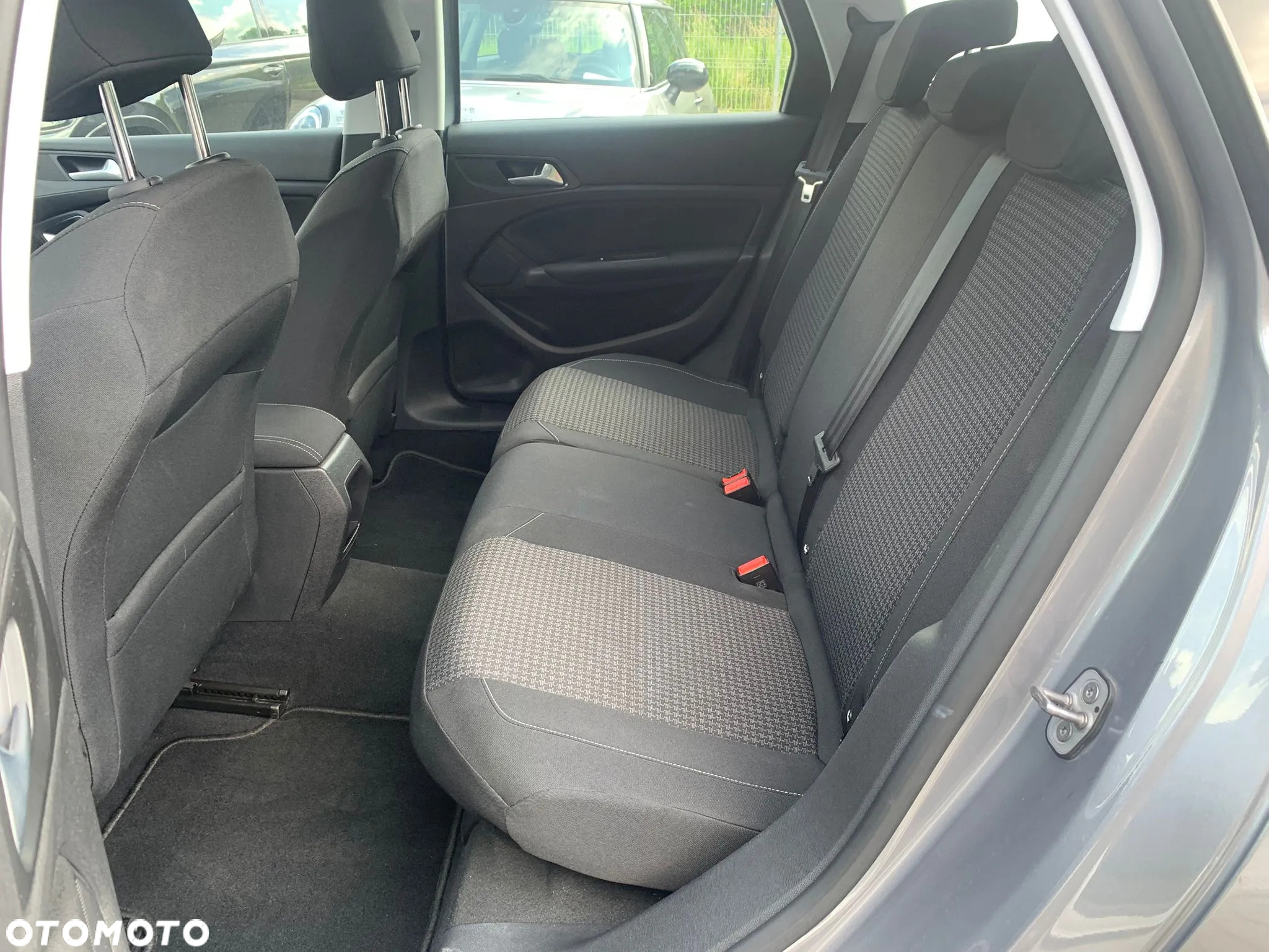Peugeot 308 1.2 PureTech Business Line S&S - 9