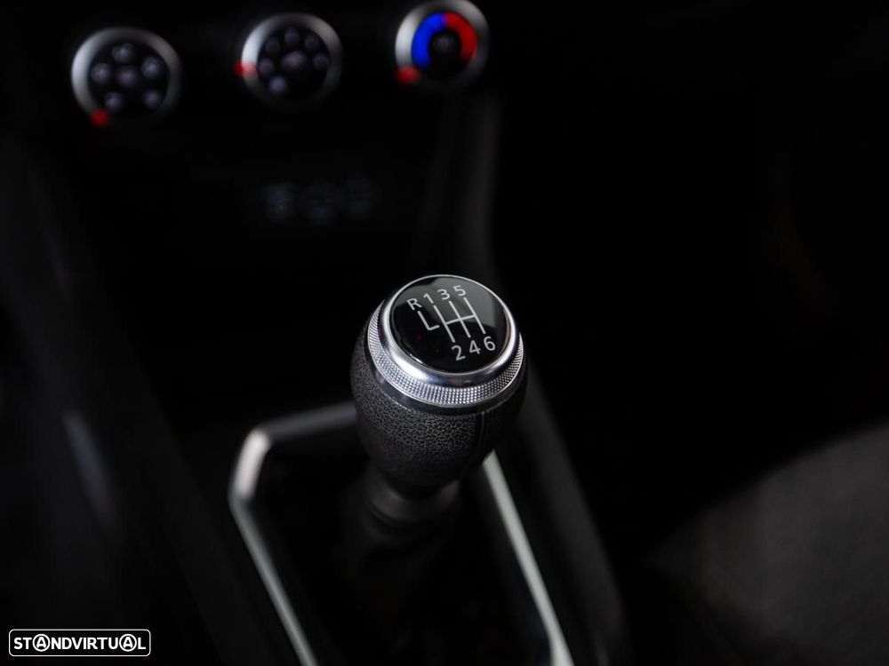Renault Clio 1.0 TCe Limited Bi-Fuel - 25